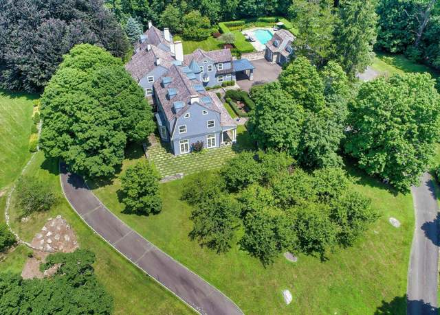 Property at 27 Country Club Rd, Ridgefield, CT 06877, 8 beds, 8 baths
