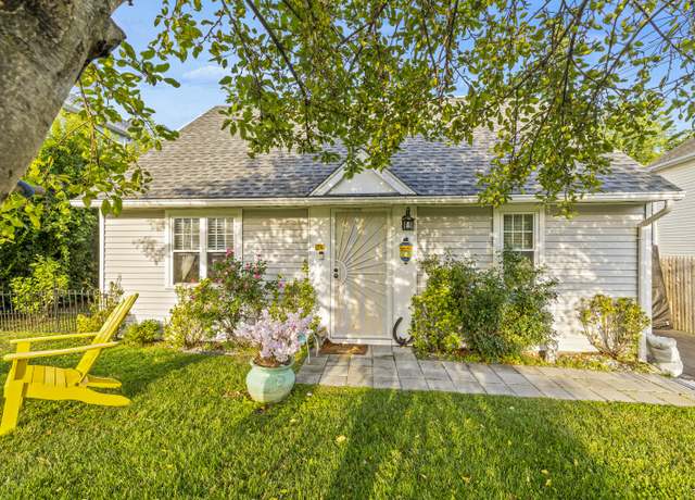 Property at 15 Albin Rd, Stamford, CT 06902, 4 beds, 2.5 baths
