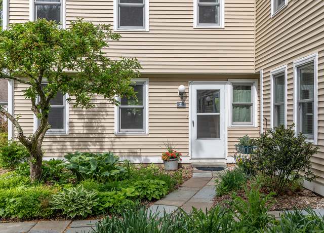Property at 87 Canaan Rd Apt 2F, Salisbury, CT 06068, 2 beds, 2.5 baths