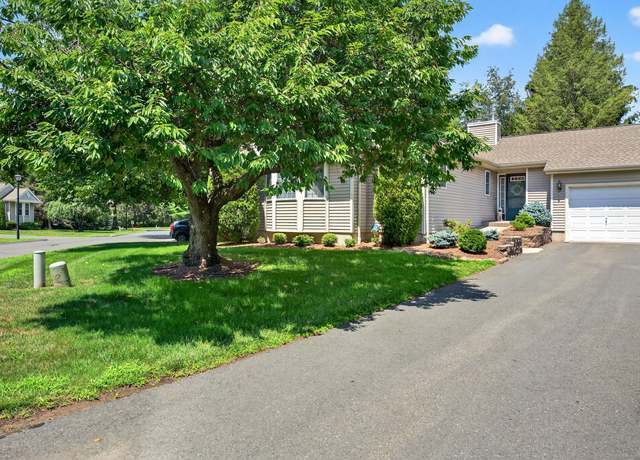 Property at 1006 Meadowview Dr #1006, East Windsor, CT 06088, 2 beds, 2 baths