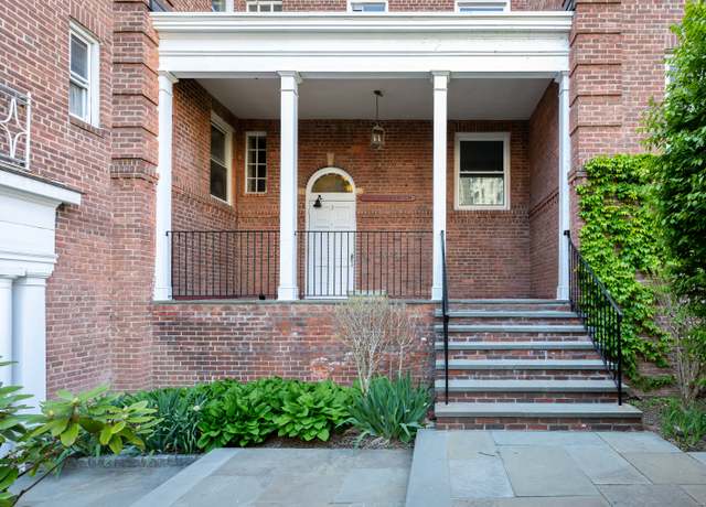 Property at 70 Strawberry Hill Ave Apt 3-3B, Stamford, CT 06902, 1 bath