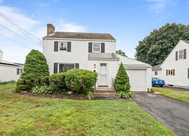 Property at 11 Parkview Rd, West Hartford, CT 06110, 2 beds, 2 baths