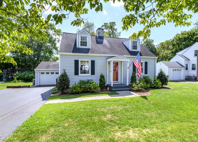 Property at 118 Gaymoor Dr, Stamford, CT 06907, 4 beds, 2 baths