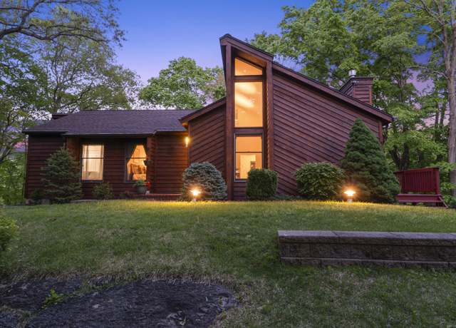 Property at 718 Long Hill Ave, Shelton, CT 06484, 3 beds, 2 baths