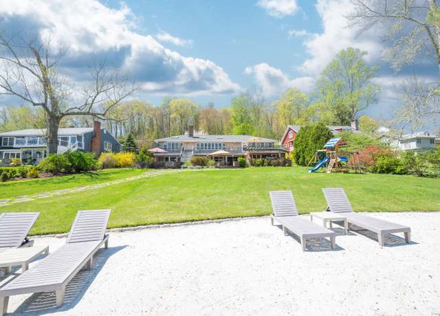 Property at 70 N Lake Shore Dr, Brookfield, CT 06804, 4 beds, 2.5 baths
