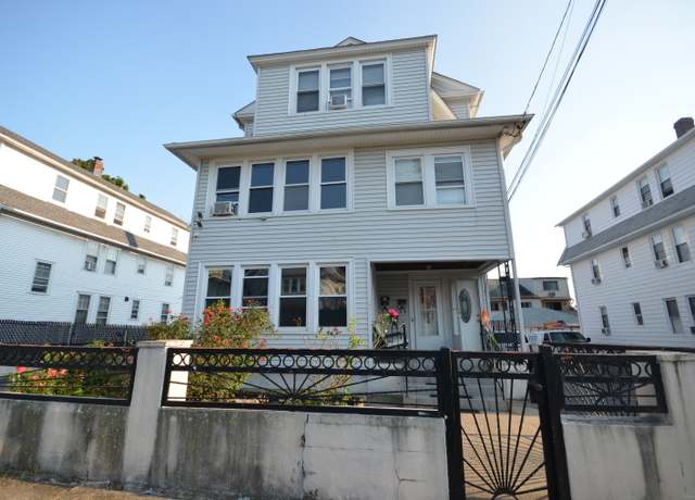 Property at 55 Tremont Ave, Bridgeport, CT 06606, 9 beds, 3 baths