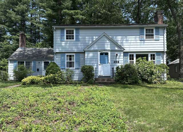 Property at 206 Oak St, East Hartford, CT 06118, 5 beds, 2 baths