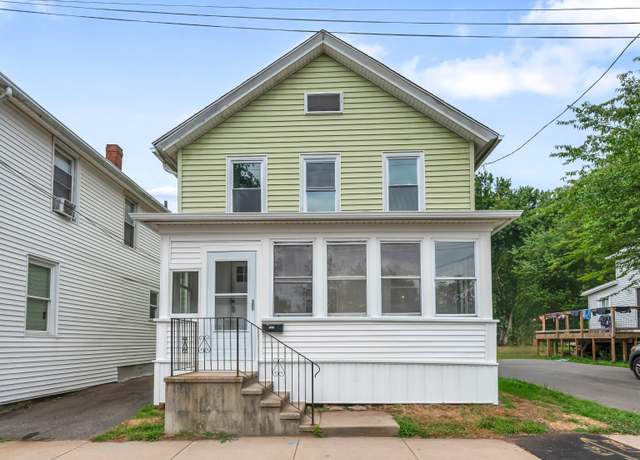 Property at 291 Main St, Cromwell, CT 06416, 3 beds, 2 baths