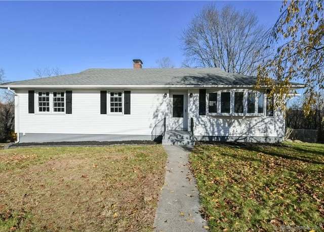 Property at 74 Joy Rd, Middlebury, CT 06762, 3 beds, 2 baths