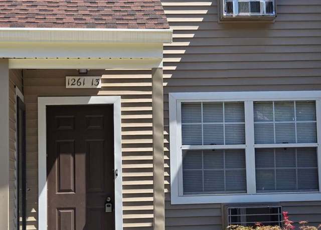 Property at 1261 Washington St #13, Middletown, CT 06457, 2 beds, 1 bath