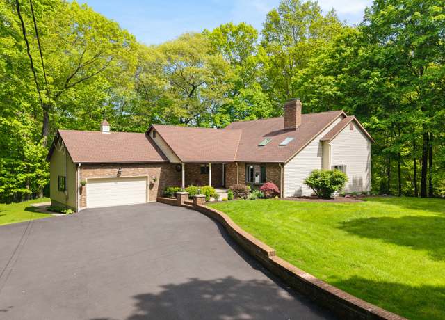 Property at 15 Ball Pond Rd, Danbury, CT 06811, 4 beds, 3 baths