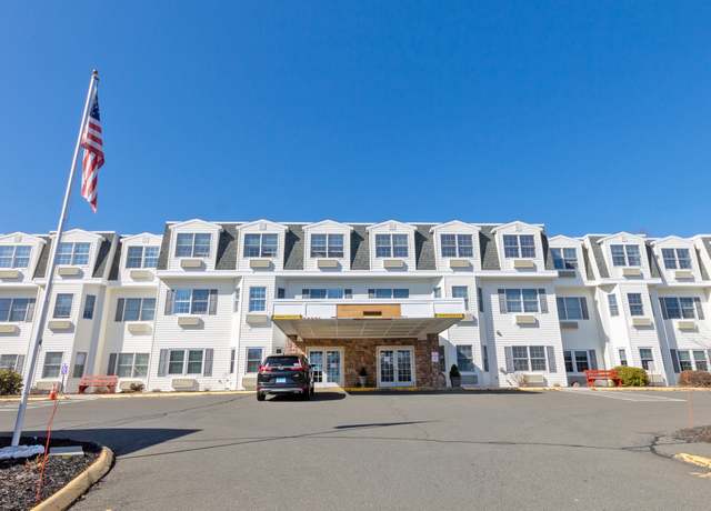 Property at 1 Brush Pasture Ln #214, Portland, CT 06480, 1 bed, 1 bath