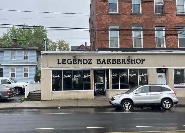 Property at 242 W Main St, Meriden, CT 06451, 4 beds, 2 baths