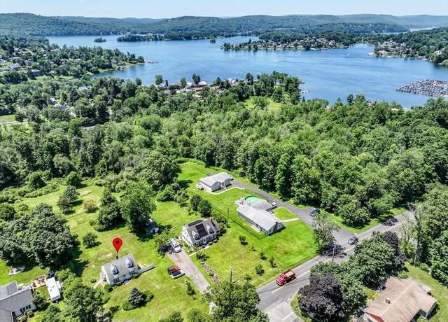 Property at 168 Candlewood Lake Rd, Brookfield, CT 06804, 4 beds, 1 bath