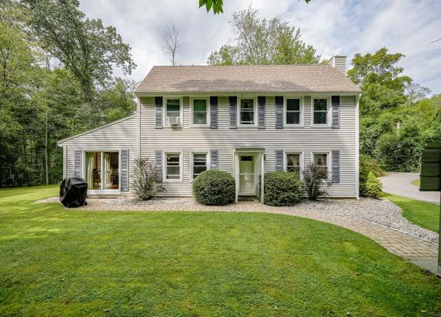 Property at 106 Hendee Rd, Andover, CT 06232, 4 beds, 2 baths