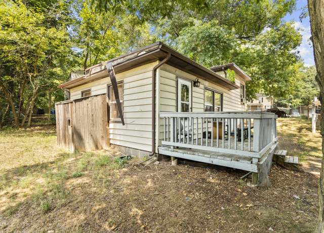 Property at 18 Hilltop Rd, New Haven, CT 06515, 3 beds, 1 bath
