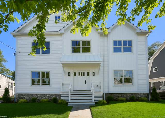 Property at 137 Millard St, Fairfield, CT 06824, 4 beds, 3.5 baths