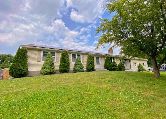Property at 1 Deerfield Cir, Enfield, CT 06082, 3 beds, 2 baths