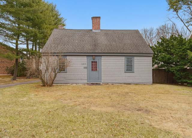 Property at 165 Oakland St, Manchester, CT 06042, 3 beds, 1.5 baths