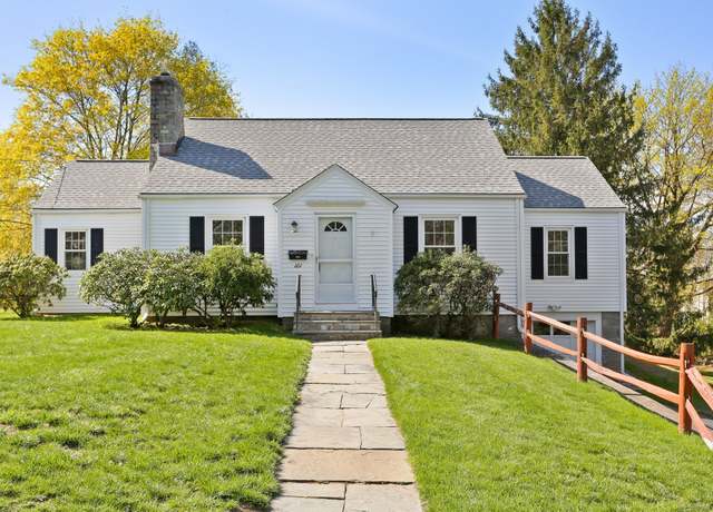 Property at 101 Killian Ave, Trumbull, CT 06611, 3 beds, 1.5 baths