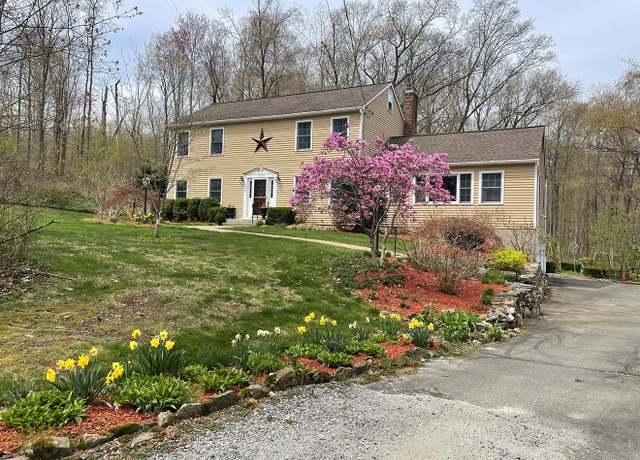 Property at 852 Bullet Hill Rd, Southbury, CT 06488, 5 beds, 3 baths