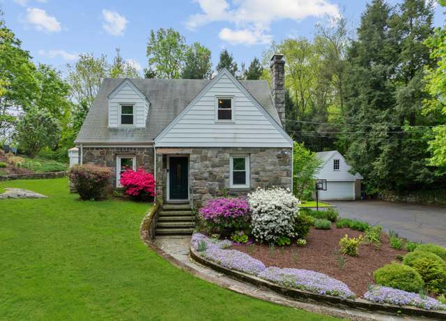 Property at 7 Scribner Hts, Norwalk, CT 06854, 4 beds, 2.5 baths