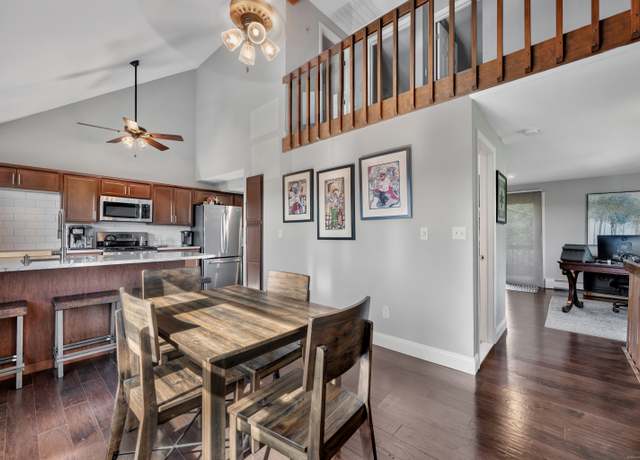Property at 32 Tinsmith Xing #32, Wethersfield, CT 06109, 2 beds, 1.5 baths