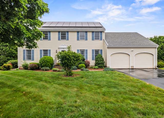 Property at 135 Windmill Hl, Wethersfield, CT 06109, 4 beds, 2.5 baths