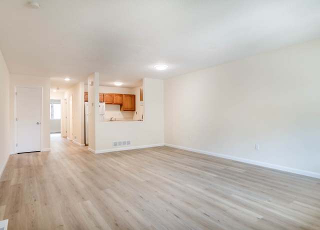 Property at 3370 Madison Ave Unit 4A, Bridgeport, CT 06606, 1 bed, 1 bath