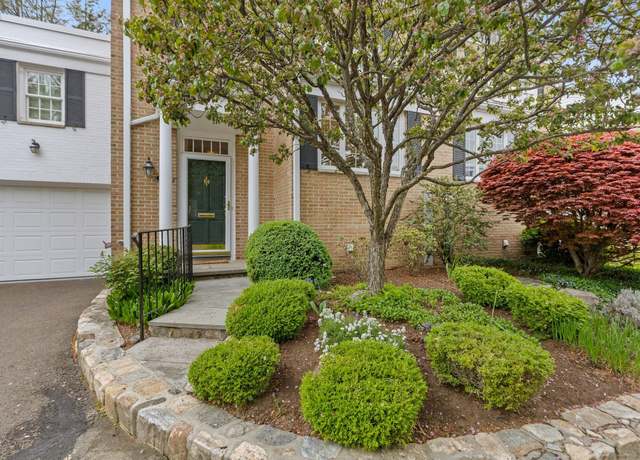 Property at 205 Main St Apt 9, New Canaan, CT 06840, 3 beds, 3 baths