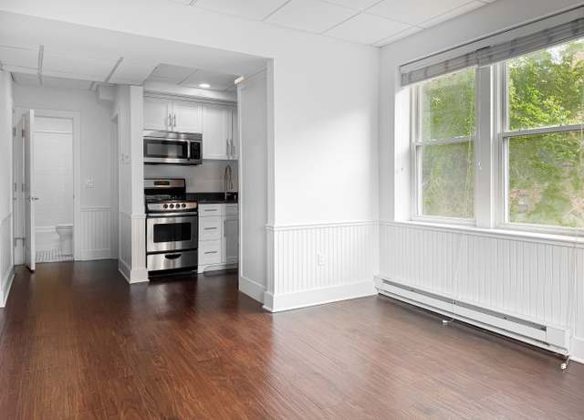 Property at 70 Strawberry Hill Ave Unit 5GR4, Stamford, CT 06902, 1 bath