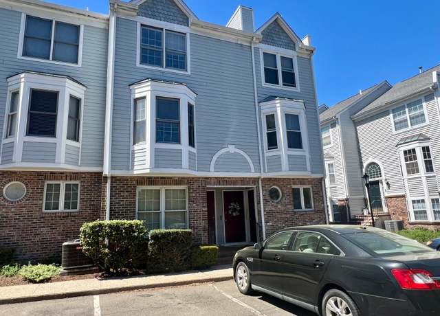 Property at 2612 North Ave Unit B11, Bridgeport, CT 06604, 2 beds, 1 bath