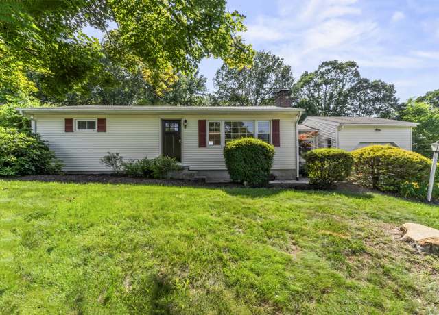 Property at 8 Sky Edge Dr, Bethel, CT 06801, 2 beds, 1 bath