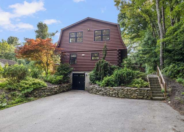 Property at 62 Crooked Trl, Woodstock, CT 06281, 2 beds, 1.5 baths