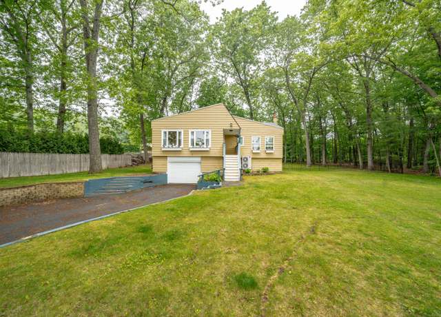 Property at 211 Brainard Rd, Enfield, CT 06082, 4 beds, 3 baths