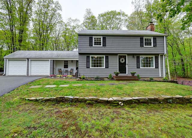 Property at 267 Foote Rd, Glastonbury, CT 06073, 3 beds, 1.5 baths
