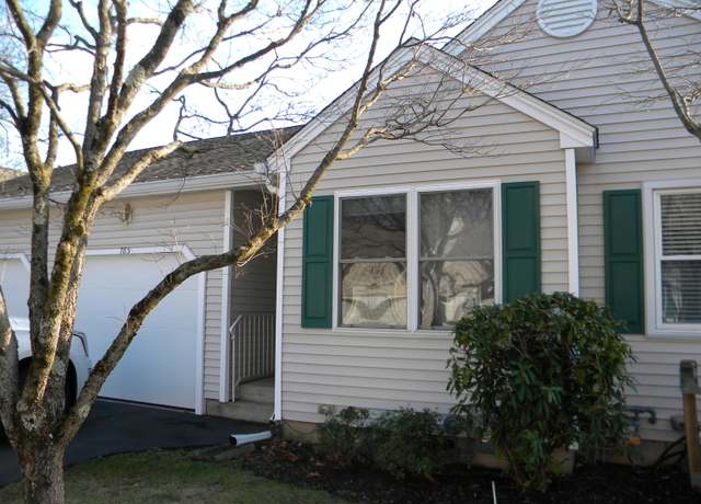 Property at 783 Kettle Path #783, Southington, CT 06489, 2 beds, 2.5 baths
