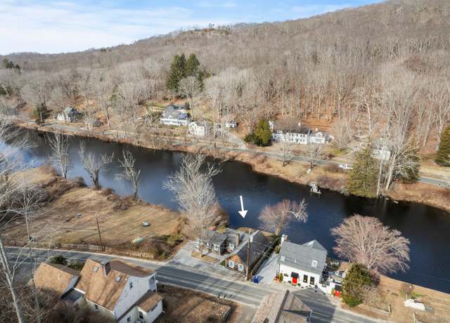 Property at 24 Old Hamburg Rd, Lyme, CT 06371, 2 beds, 2 baths