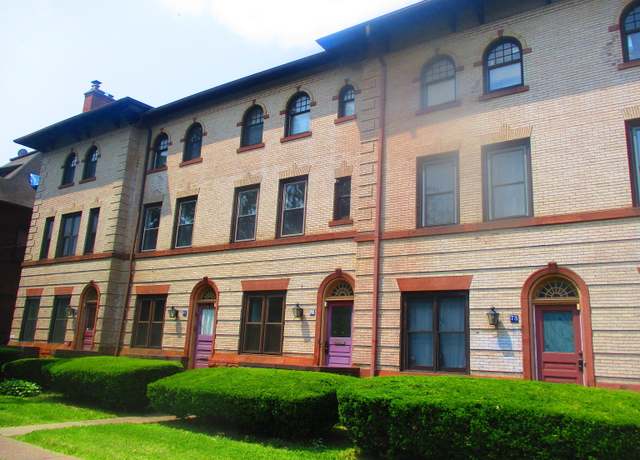 Property at 71A Imlay St Unit 71A, Hartford, CT 06105, 1 bed, 1.5 baths