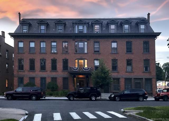 Property at 130 Main St Apt 4D, Canton, CT 06019, 1 bed, 1 bath