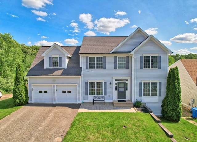 Property at 280 Ridgefield Ave, Waterbury, CT 06705, 4 beds, 2.5 baths