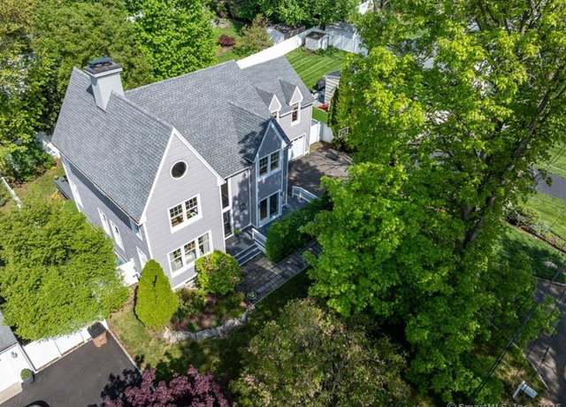 Property at 39 Carter Dr, Stamford, CT 06902, 4 beds, 3.5 baths