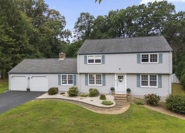 Property at 13 Charter Oak Dr, East Lyme, CT 06333, 4 beds, 3 baths