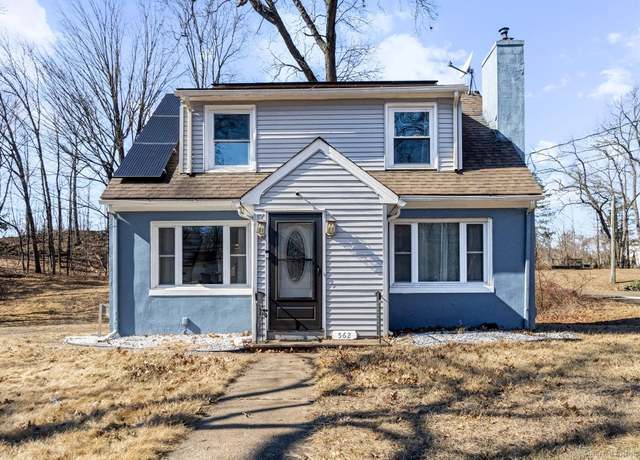 Property at 562 Gracey Ave, Meriden, CT 06451, 3 beds, 1.5 baths