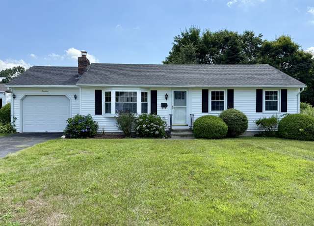 Property at 14 Fairground Cir, Norwich, CT 06360, 3 beds, 1 bath