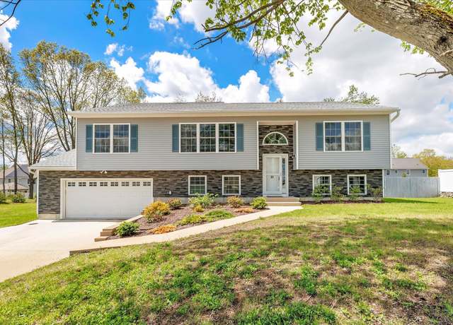 Property at 22 Pear Tree Dr, Naugatuck, CT 06770, 3 beds, 3 baths