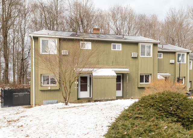 Property at McKenna Dr #28, Middletown, CT 06457, 3 beds, 1.5 baths