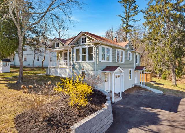 Property at 34 Power House Rd, Montville, CT 06382, 2 beds, 1 bath