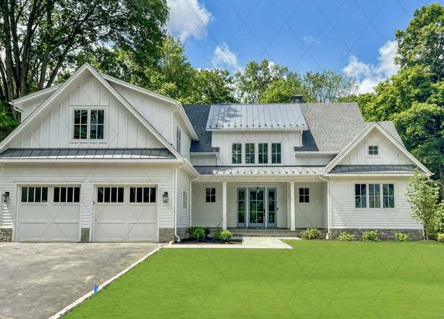 Property at 513 Main St, New Canaan, CT 06840, 5 beds, 5.5 baths