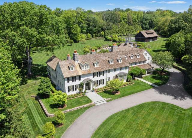 Property at 358 Lukes Wood Rd, New Canaan, CT 06840, 7 beds, 9.5 baths